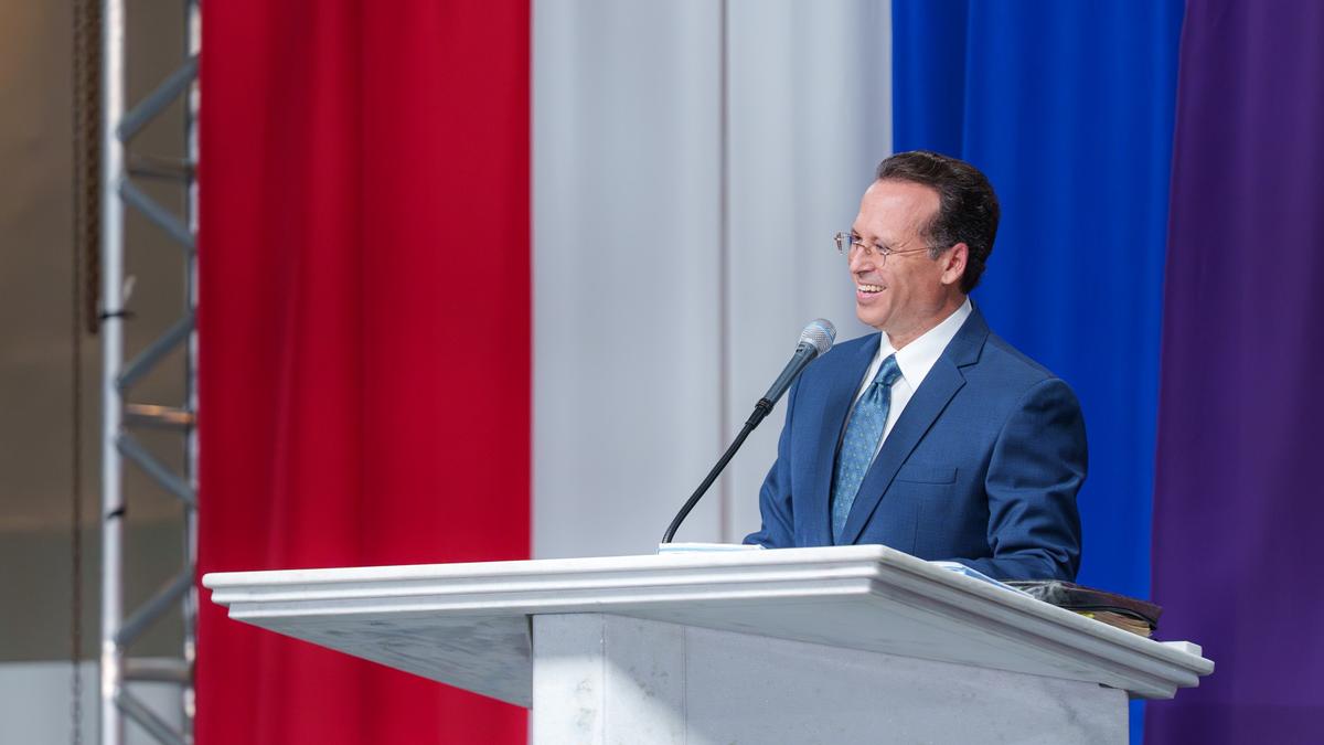 Le changement de la Dispensation de la Grâce à la Dispensation du Royaume: des types à la réalité